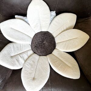 BLOOMING BATH MAT BABY